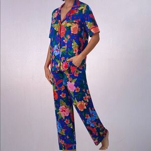ROOM SERVICE NOTCH COLLAR PAJAMA SET BLUE FLORAL